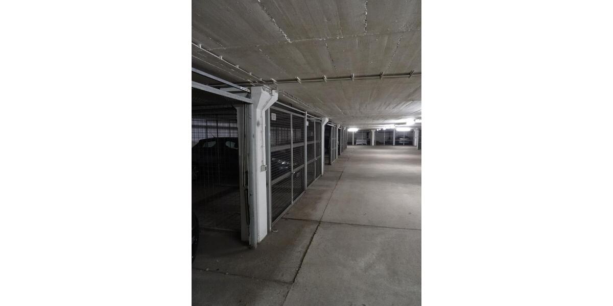 Garagen / Stellplätze Düsseldorf Lörick - 135&euro; | Angebot:19859806