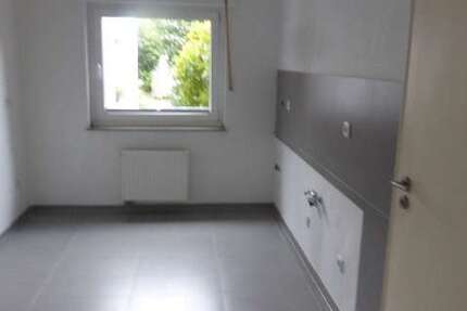 Wohnung Mönchengladbach Ost - 3 Zimmer, 86 m&sup2;, 820&euro; | Angebot:26915552