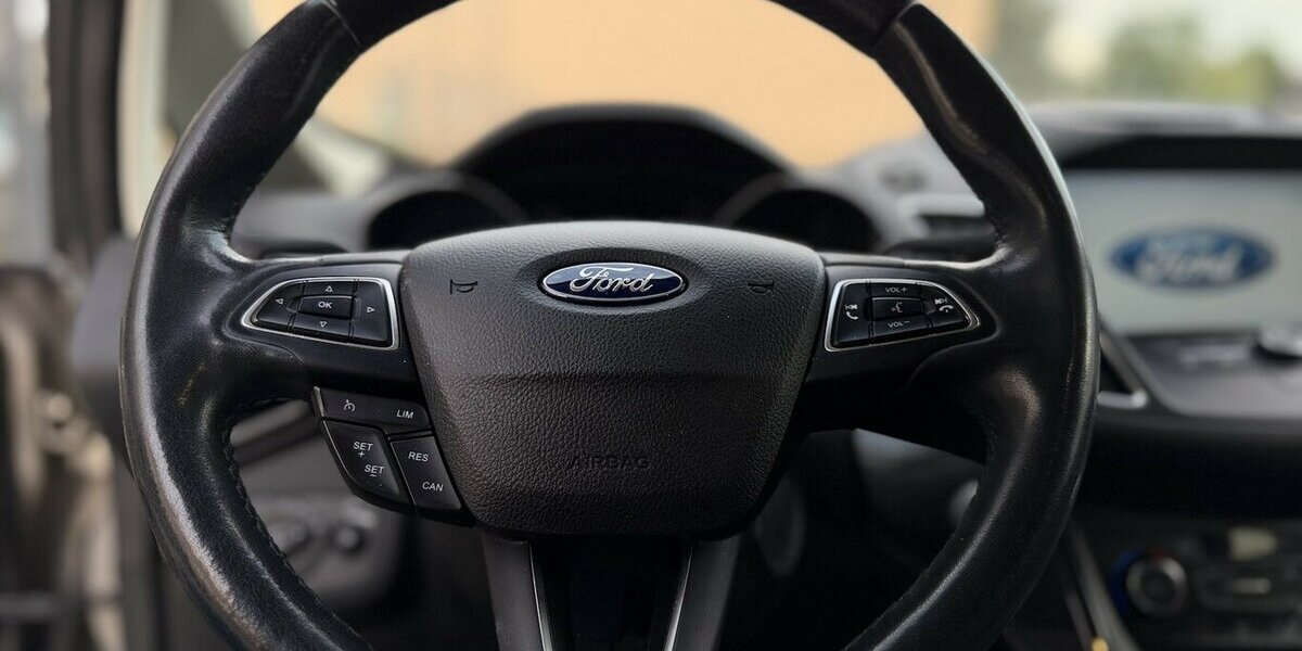 Ford C-Max 1.5 TDCi / Titanium / Navi / Keyless / PDC 158.000 km 7.900 &euro; Mönchengladbach 41066