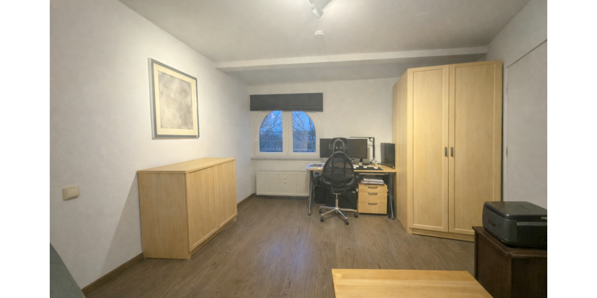Etagenwohnung Oberhausen Altstadt-Mitte - 3 Zimmer, 113 m&sup2;, 945&euro; | Angebot:25748239