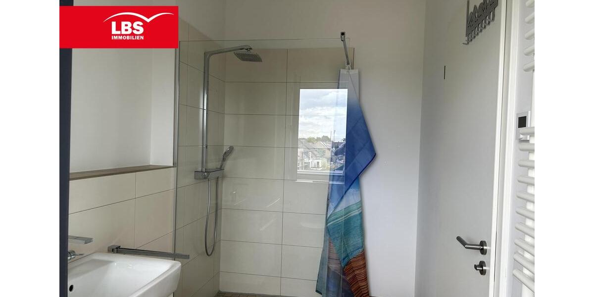 Exklusive Penthouse Dachgeschosswohnung Bj. 2017 mit 24qm Dachterasse 2 zimmer