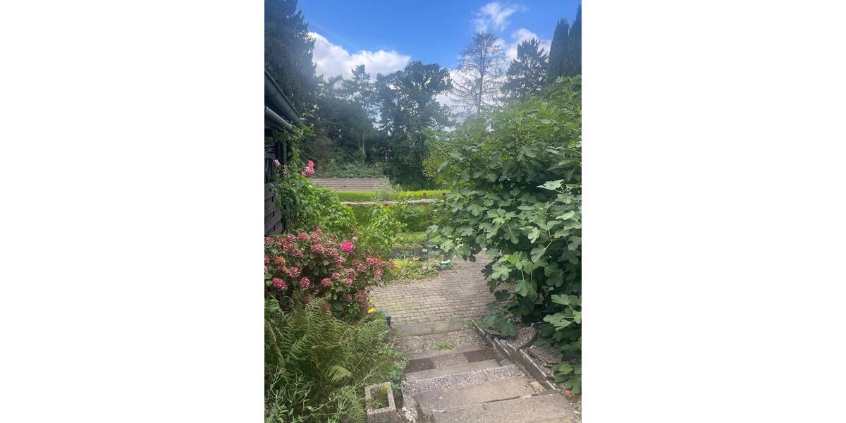 Reihenhaus Solingen Mitte - 9 Zimmer, 210 m&sup2;, 340.000&euro; | Angebot:26326963