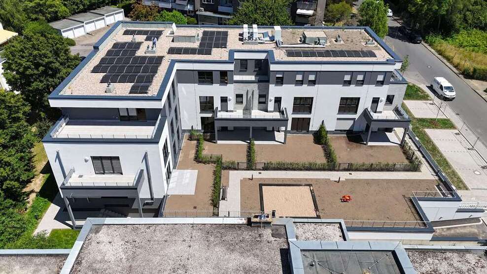 Wohnung zum Kaufen in Leverkusen, Berg. Neukirchen 589.100 € 98.18 m²