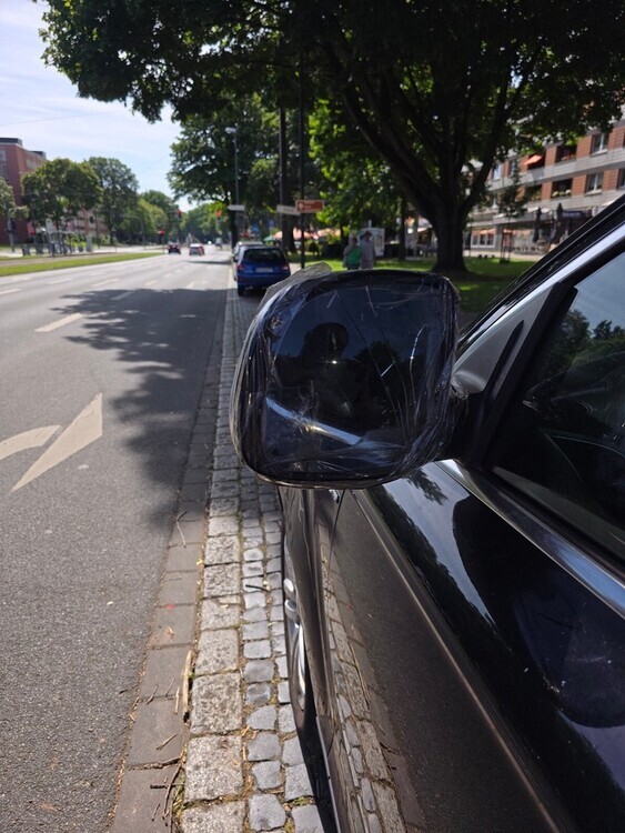 Audi Q 7 238.600 km 9.900 € Essen 45121