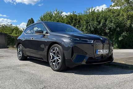 BMW iX 34.000 km 58.700 &euro; Mülheim an der Ruhr 45472