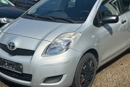 Toyota Yaris 110.032 km 4.998 &euro; Heiligenhaus 42579