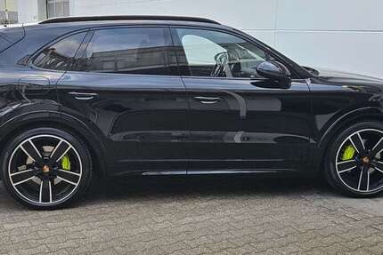 Porsche Cayenne 120.000 km 64.900 &euro; Willich, Stadt 47877