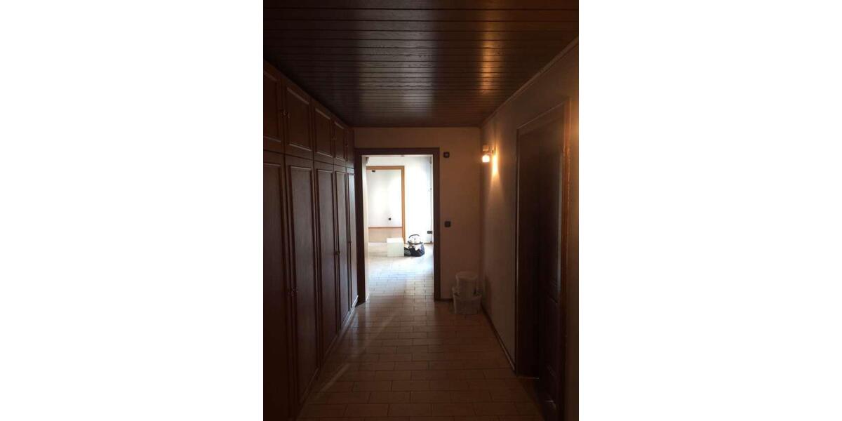 Erdgeschoßwohnung Heiligenhaus - 3.5 Zimmer, 120 m&sup2;, 850&euro; | Angebot:25182244