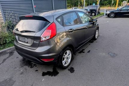 Ford Fiesta 188.000 km 5.400 &euro; Düsseldorf 40591