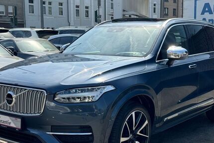 Volvo XC90 225.271 km 22.900 &euro; Oberhausen 46045