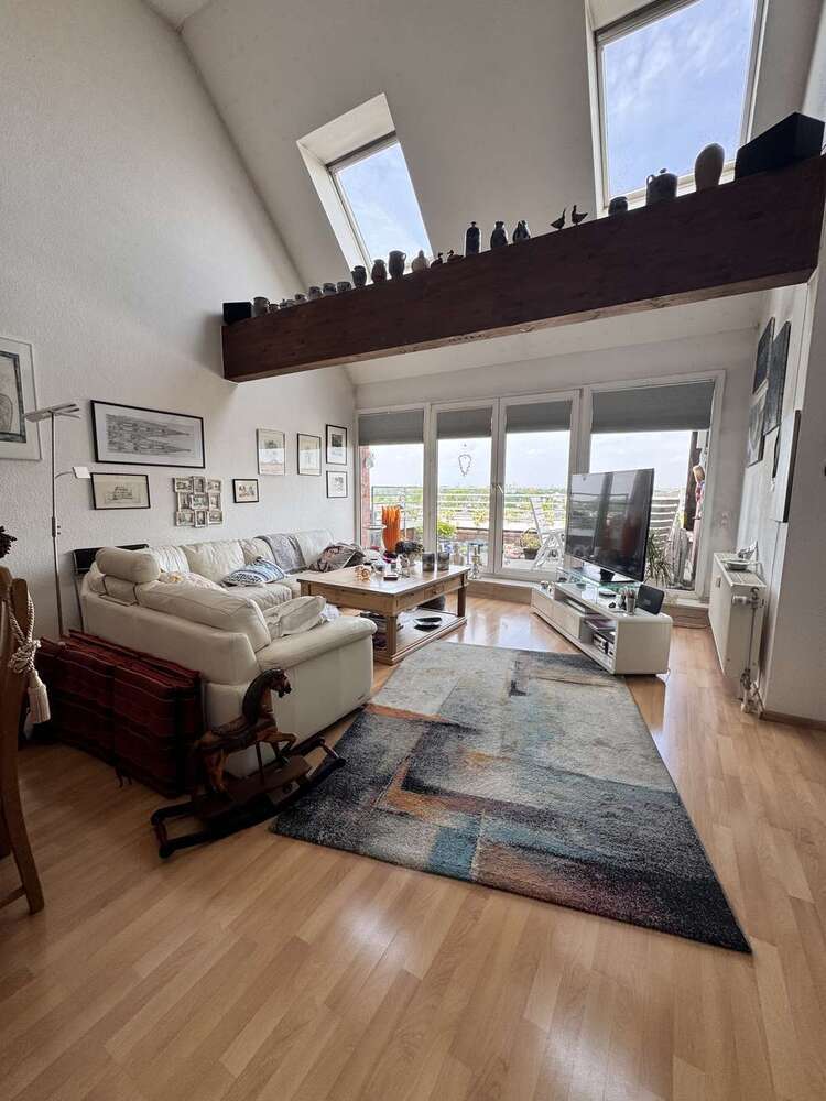 Wohnung zum Kaufen in Neuss 270.000 € 96 m²