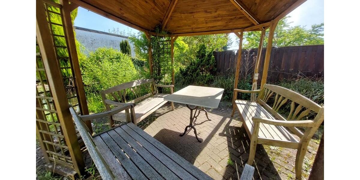 Attraktive Bürofläche mit optimaler Sichtbarkeit in zentraler Lage zimmer