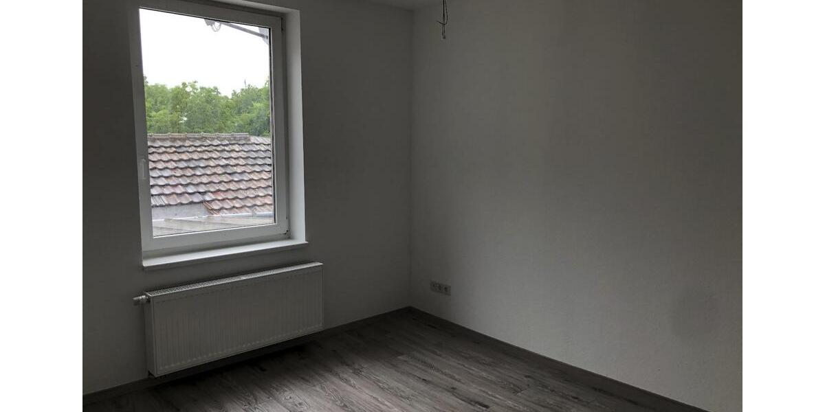 Etagenwohnung Moers - 3 Zimmer, 64 m&sup2;, 544&euro; | Angebot:25784472