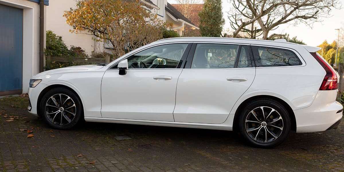 Volvo V60 64.800 km 25.900 &euro; Heiligenhaus 42579