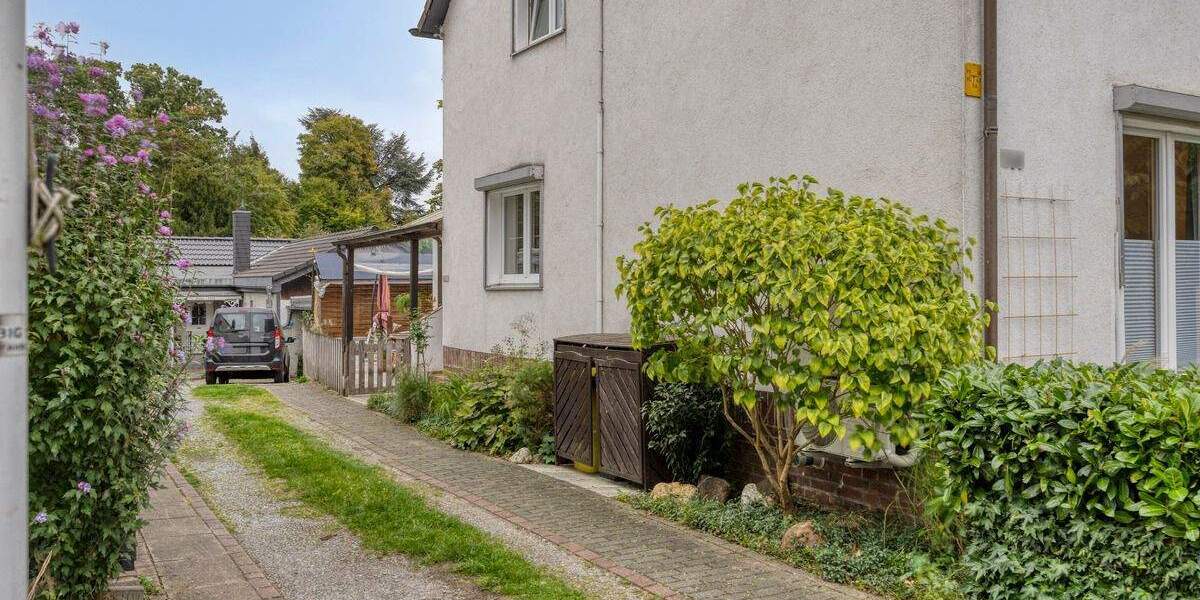 Doppelhaushälfte Düsseldorf Wittlaer - 2 Zimmer, 89 m&sup2;, 439.000&euro; | Angebot:25687695