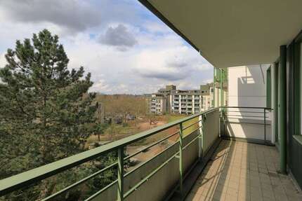 Wohnung zum Kaufen in Düsseldorf 499.000 € 131 m² 5 zimmer