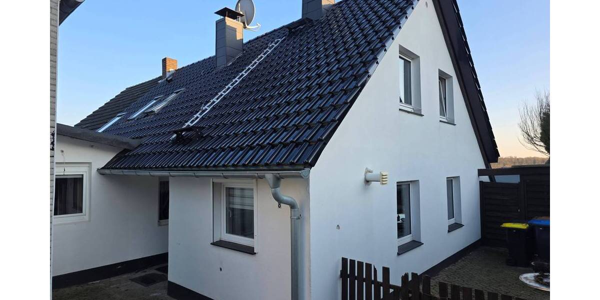 Doppelhaushälfte Velbert Kostenberg - 9 Zimmer, 259 m&sup2;, 650.000&euro; | Angebot:19426827