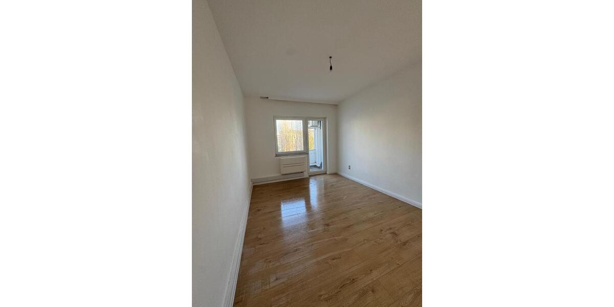Etagenwohnung Düsseldorf Oberbilk - 2 Zimmer, 58 m&sup2;, 275.500&euro; | Angebot:24950303