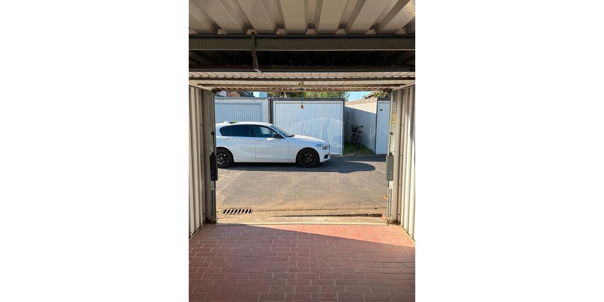 Garagen / Stellplätze Dormagen Hackenbroich - 120&euro; | Angebot:26199233