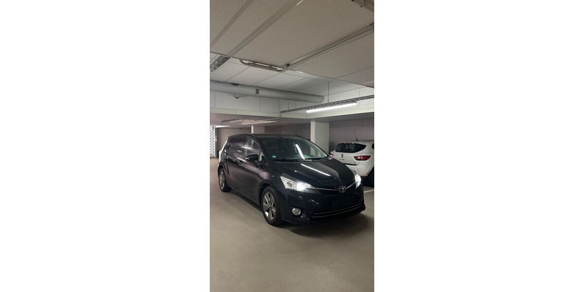 Toyota Verso 169.150 km 7.500 &euro; Mönchengladbach 41065