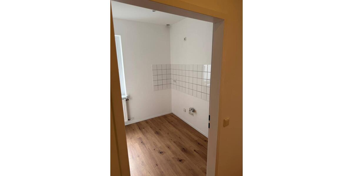 Etagenwohnung Krefeld Cracau - 2 Zimmer, 55 m&sup2;, 470&euro; | Angebot:26399085
