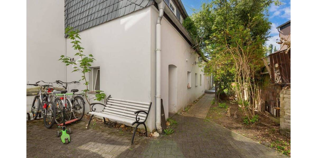 Mehrfamilienhaus, Wohnhaus Düsseldorf Eller - 6 Zimmer, 148 m&sup2;, 945.000&euro; | Angebot:26723215