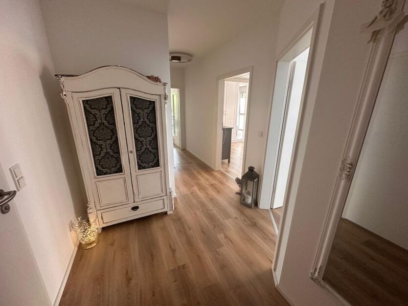 3-Zimmer Wohnung mit Garten in Bergheim Erft, City, u. A.