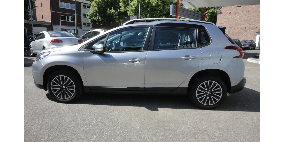 Peugeot 2008 Active 1,2 Klima SHZ PDC Allwetter 60.000 km 8.990 &euro; Neuss 41462