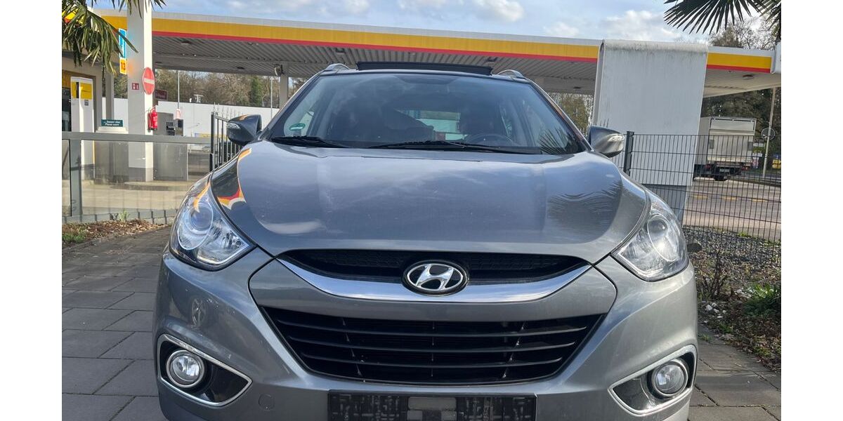 Hyundai ix35 162.000 km 5.800 &euro; Bedburg 50181