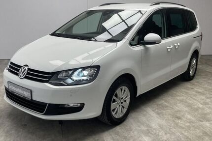 VW Sharan 104.556 km 22.800 &euro; Moenchengladbach 41063