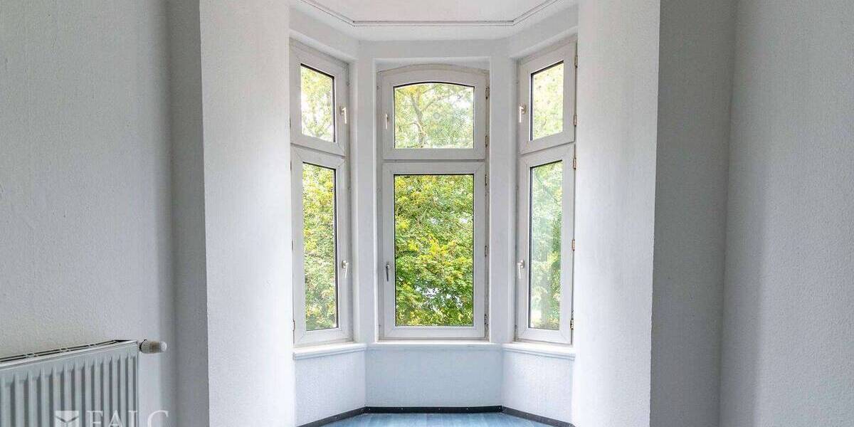 Mehrfamilienhaus, Wohnhaus Krefeld Stadtmitte - 1 Zimmer, 384 m&sup2;, 699.999&euro; | Angebot:26081937