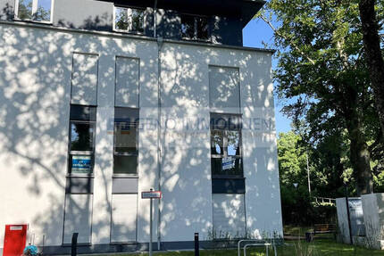 Stadtwald-Domizil: NeubauWohnung im 1. OG, Zeisigstr. 2