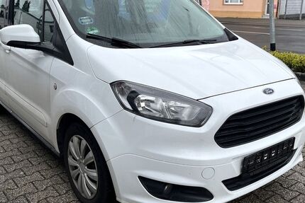 Ford Tourneo Courier 61.700 km 6.980 &euro; Mönchengladbach 41063