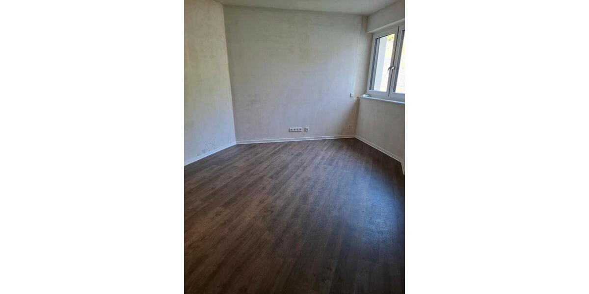 Erdgeschoßwohnung Wuppertal Dornap - 4 Zimmer, 102 m&sup2;, 105.000&euro; | Angebot:27098628
