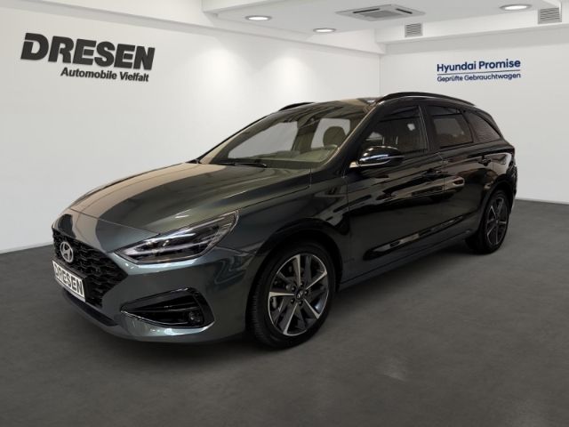 Hyundai i30 8.119 km 23.850 &euro; Neuss 41464