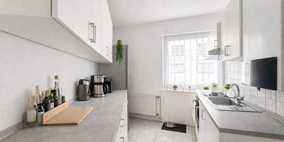 Etagenwohnung Düsseldorf Pempelfort - 2 Zimmer, 57 m&sup2;, 269.000&euro; | Angebot:25317267