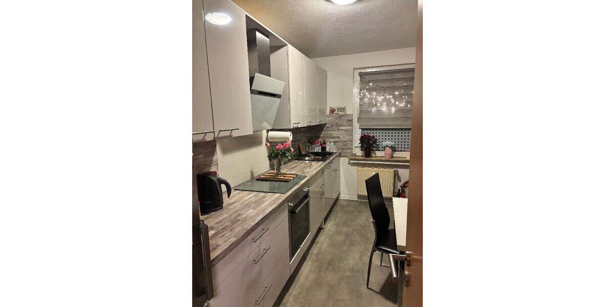 Etagenwohnung Duisburg Untermeiderich - 3 Zimmer, 76 m&sup2;, 590&euro; | Angebot:25666726