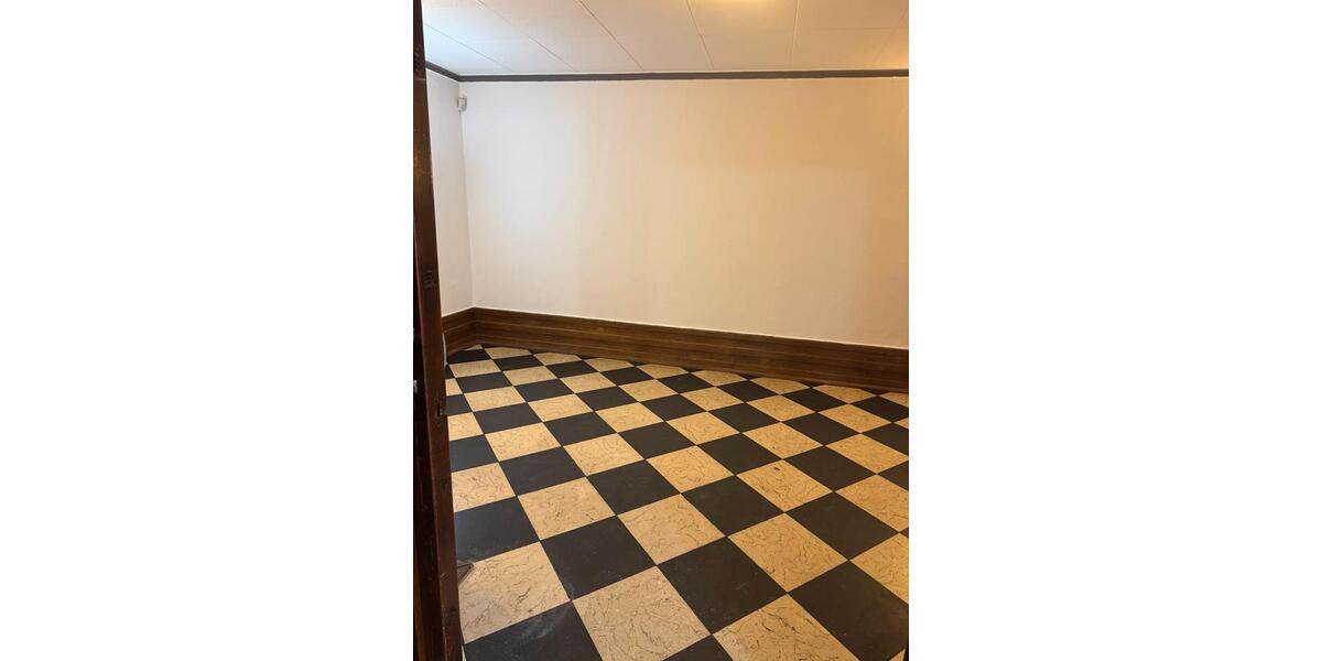 Zu Vermieten RestaurantLadenlokalPizzeriaImbissBäckerei zimmer