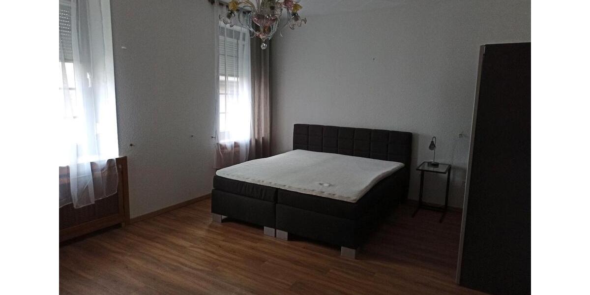 Doppelhaus City Neuss 240 m² 14 Räume 3 Etagen 14 zimmer