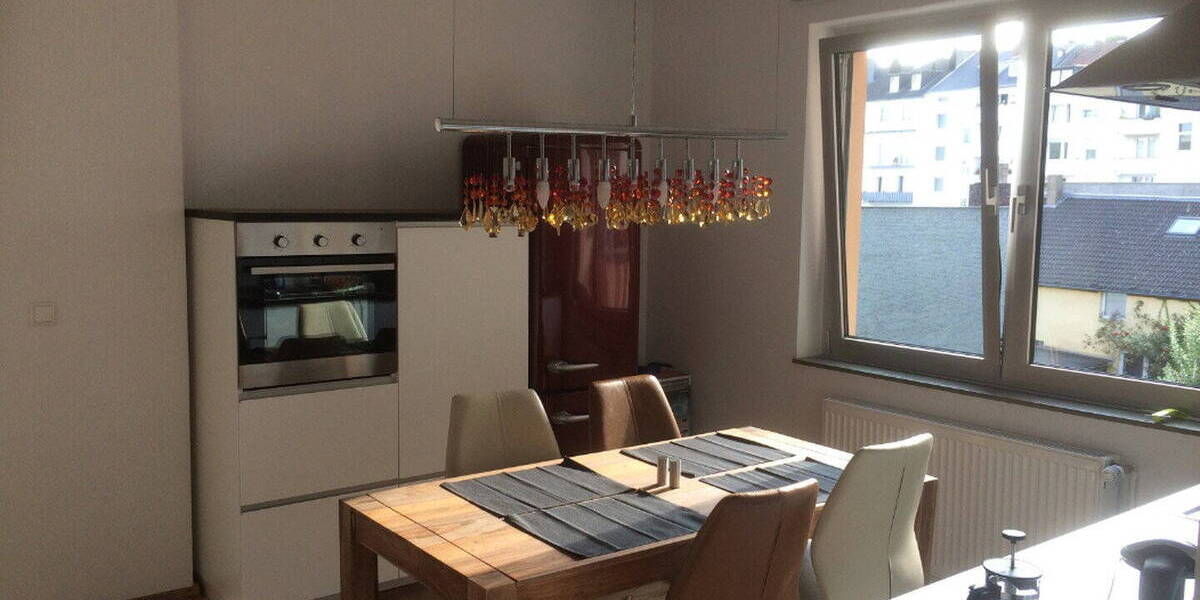 Etagenwohnung Düsseldorf Unterbilk - 2 Zimmer, 60 m&sup2;, 1.440&euro; | Angebot:26802576