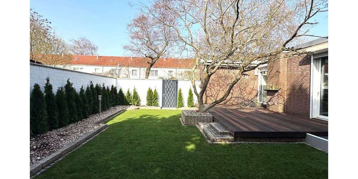 Einfamilienhaus Düsseldorf Stadtbezirk 10 - 6 Zimmer, 300 m&sup2;, 980.000&euro; | Angebot:26331652