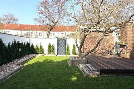 Haus Düsseldorf Stadtbezirk 10 - 6 Zimmer, 300 m&sup2;, 980.000&euro; | Angebot:26331652
