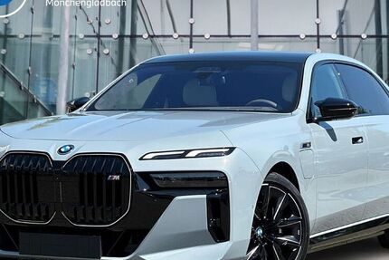 BMW M760