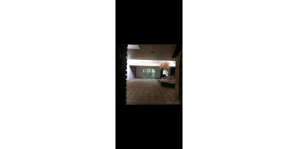 Einfamilienhaus Moers Schwafheim - 7 Zimmer, 320 m&sup2;, 350.000&euro; | Angebot:25841989