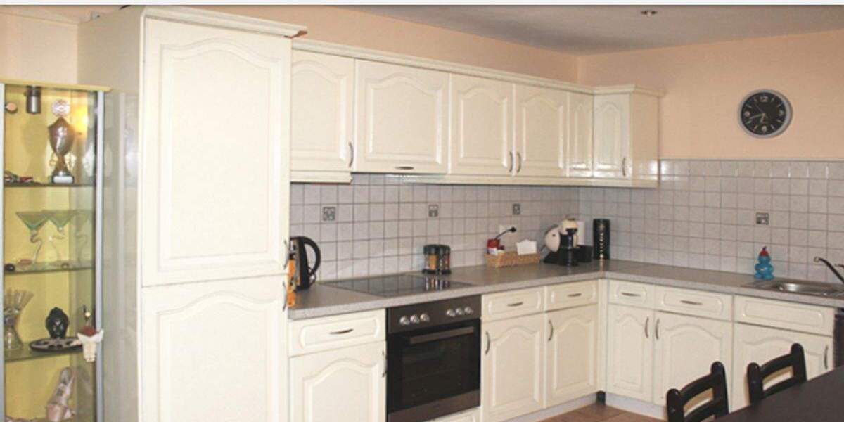 Freistehendes, modernes EinZweifamilienhaus in Krefeld-Fischeln! 8 zimmer