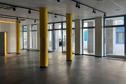 Moderner Laden mit 131,4 m² Fläche im Herzen Krefelds *Provisionsfrei*