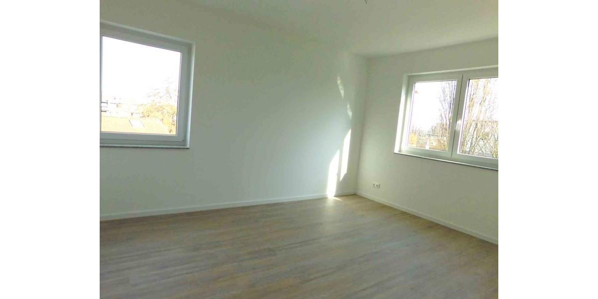 Da kommt man gern Heim. günstige 2-Zi.-Dachgeschosswohnung zimmer