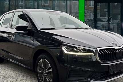 Skoda Fabia 50.000 km 15.990 &euro; Mülheim / Ruhr 45479