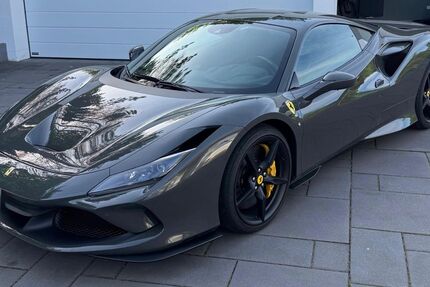 Ferrari F8 8.450 km 299.000 € Essen 45307