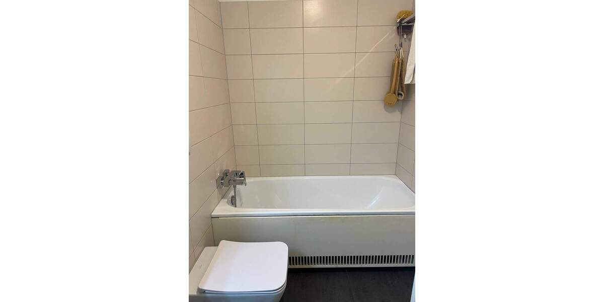 Etagenwohnung Düsseldorf Mörsenbroich - 2 Zimmer, 68 m&sup2;, 280.000&euro; | Angebot:26155922